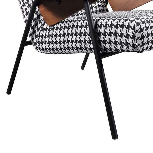 Butaca, 83  x  87  x  114 cm, pata de gallo tapizada  |  Colección Ribe