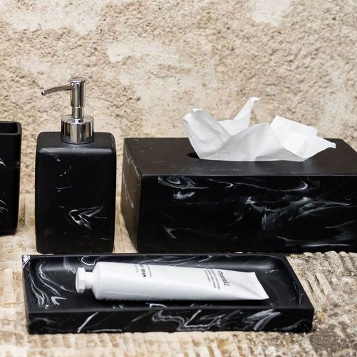 Caja para pañuelos, 24 x 13 x 8 cm, de poliresina en negro | Colección Marble
