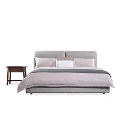 Cama, 180  x  200 cm, tapizada con tejido acolchado gris claro |  Colección Bonn