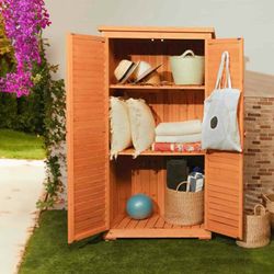 Garten-Schrank aus Holz Gardiun Emmy mit Klapptüren und Boden