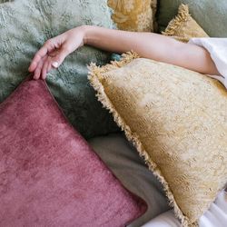 Cuscino con frange, 45 x 45 x 10 cm, in cotone verde | Collezione Cross