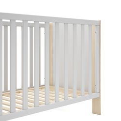Culla, 123,2 x 65,5 x 80 cm, in legno di pino bianco e naturale | Collezione Esteban