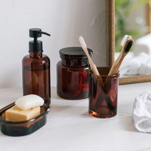 Dispensador de jabón, 7 x 7 x 19 cm, de vidrio en ámbar y negro | Colección Amber