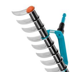 Escarificador de césped Gardena Combisystem, 35 cm de ancho, dientes galvanizados, compatible con mangos