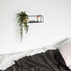Portaoggetti, 38 x 12 x 11 cm, in metallo e legno, nero e naturale | Collezione Cubist