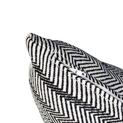 Copri-cuscino, 55 x 30 cm, con stampa a zig-zag nero/bianco | Collezione Breda