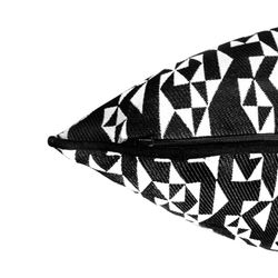 Funda de cojín, 60 x 60 cm, con estampado geométrico negro/blanco | Colección Breda