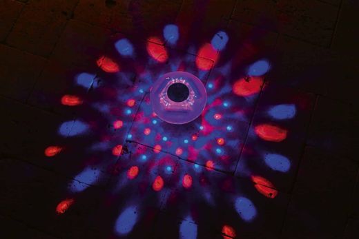 Luz Flotante LED Solar Bestway 18 cm para Piscina y Spa