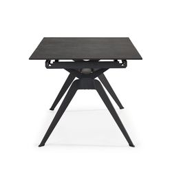 Tavolo, 160/220 x 90 x 76 cm, in ceramica e metallo nero | Collezione Lula