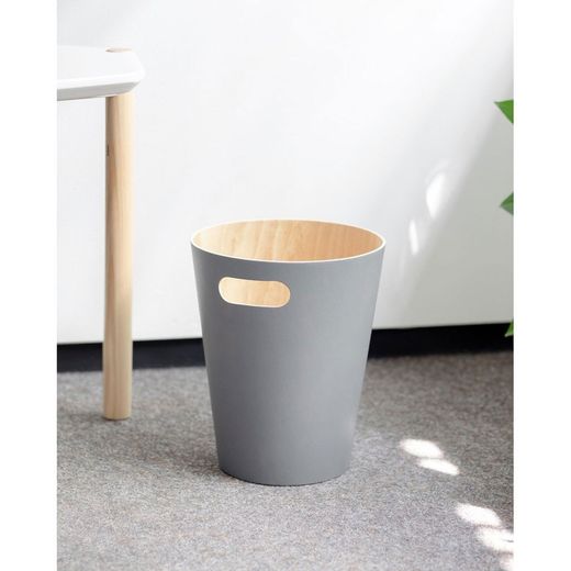 Cestino, 23 x 23 x 28 cm, in legno grigio | Collezione Woodrow