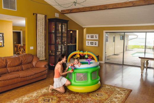 Parque Infantil Inflável Bestway Baby 109x104 cm