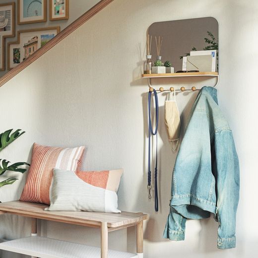 Portabastoni con specchio, 46 x 10 x 41 cm, in legno di faggio naturale e bianco | Collezione Estique
