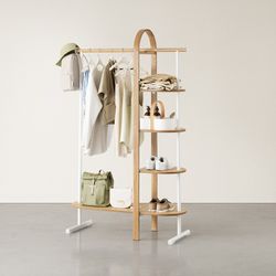 Portabastoni da terra, 106 x 39 x 167 cm, in legno di eucalipto naturale e bianco | Collezione Bellwood