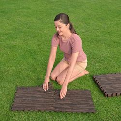 Protège-sol pour Piscine Bestway Flowclear 12 Pièces 50x50 cm Marron Effet Bois
