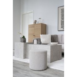 Puff, 34 x 34 x 36 cm, de tejido bouclé en beige | Colección  Ejby