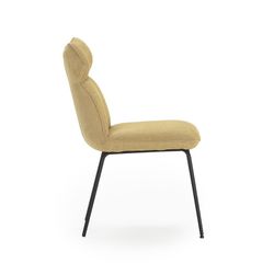 Sedia, 47 x 64,5 x 91,5 cm, in tessuto mostarda | Collezione Dara