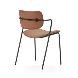 Sedia, 49 x 55 x 79 cm, in ecopelle colore terracotta | Collezione Mayka