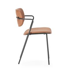 Sedia, 49 x 55 x 79 cm, in ecopelle colore terracotta | Collezione Mayka