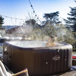 Jacuzzi Gonfiabile Bestway Lay-Z-Spa Maldives Smart Luxe 201x201x80 cm per 5-7 Persone con Airjet e App