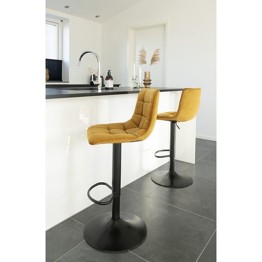 Sgabello alto regolabile in altezza, 43 x 43 x 108 cm, in velluto color mostarda | Collezione Middelfart