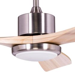 Ventilatore da soffitto, 132 cm Ø x 40 cm, in legno e metallo, finitura naturale chiara e argento | Collezione Tramontana DC